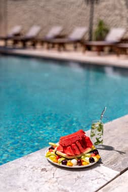 Motif Hotel